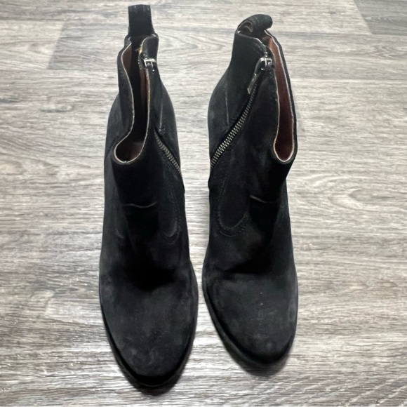 Frye Madeline Short Black Suede Leather Southwestern Heeled Ankle Bootie, sz 9 - Picture 11 of 16